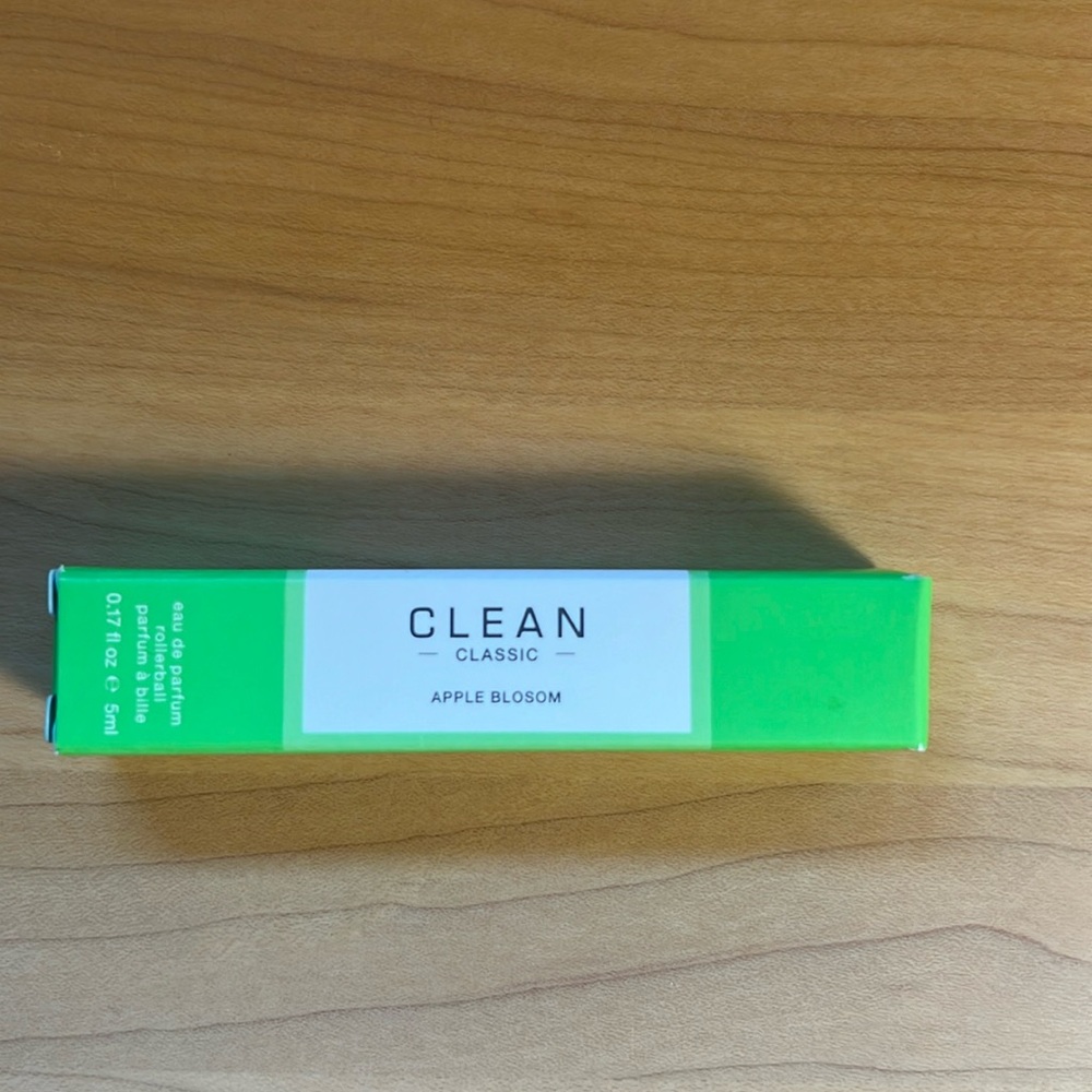 NWT Clean Reserve Classic Apple Blossom